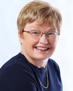 elaine-photo-2-from-paula-tizzard6203edit