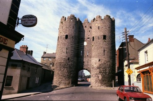 St._Laurence's_Gate,_Drogheda_-_geograph.org.uk_-_1055832